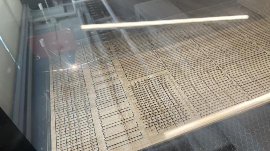 Laser cutting components