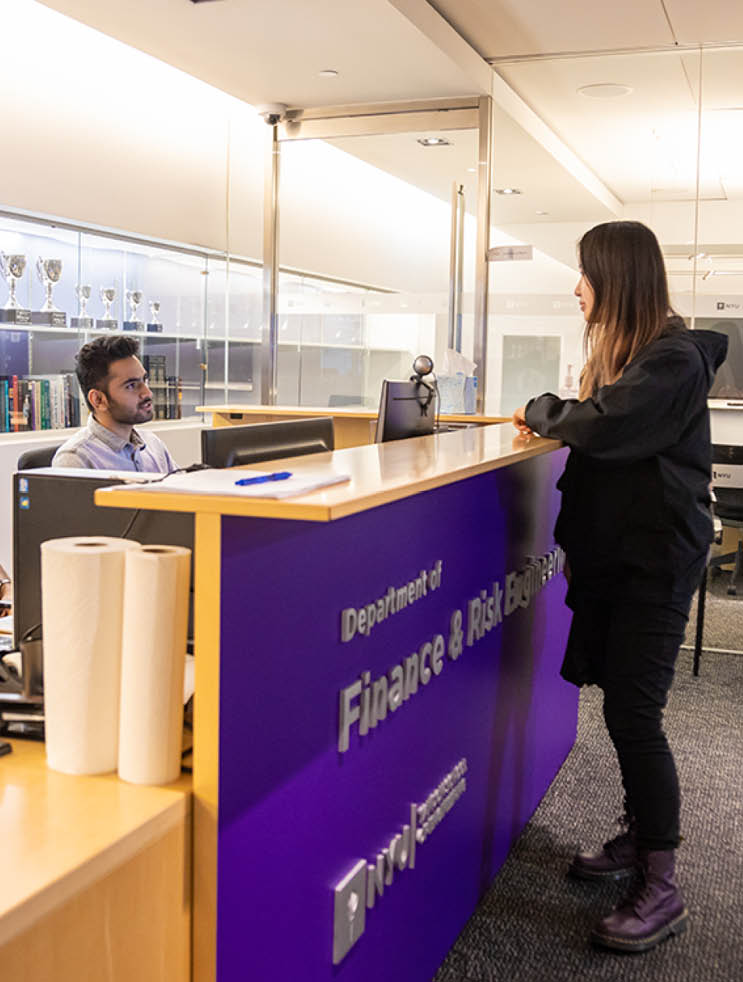FE student at Department welcome desk