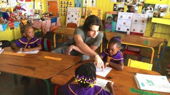 Alternative Breaks Student Kids