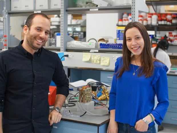 Miguel Modestino and Daniela Blanco in the lab