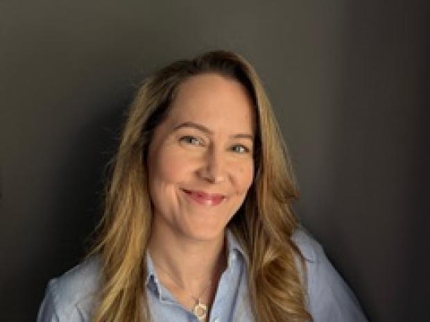 Headshot of Katia Lamer