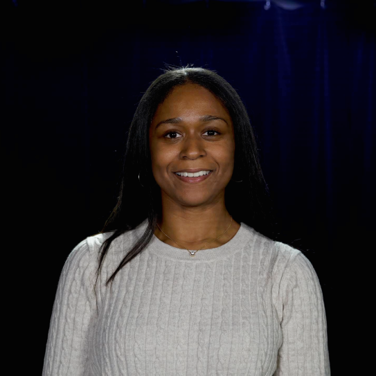 Celine Thompson headshot