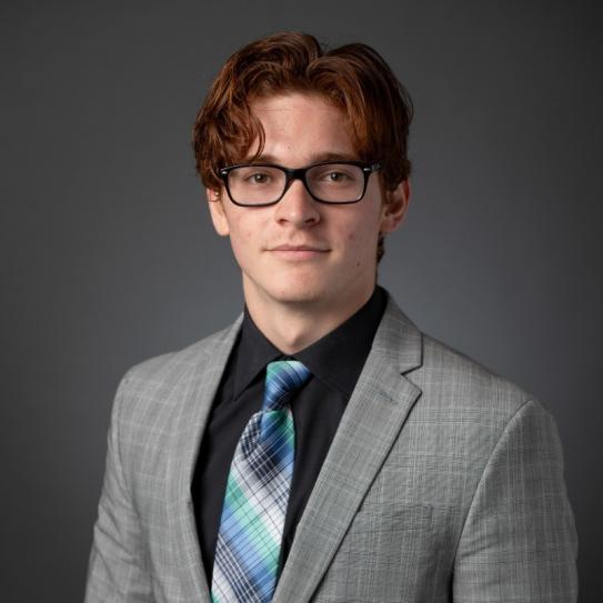 Headshot of Sebastian Castro