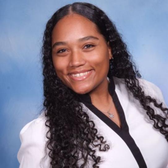 justine-rivera